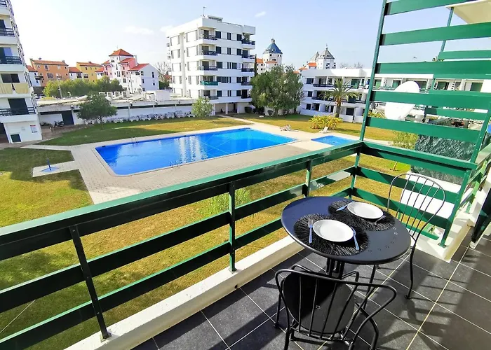 Vilamoura Neptuno 公寓 *